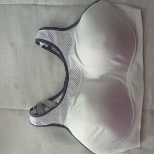 Maidenform Sports bra